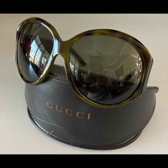 GUCCI SUNGLASSES - Picture 7 of 11